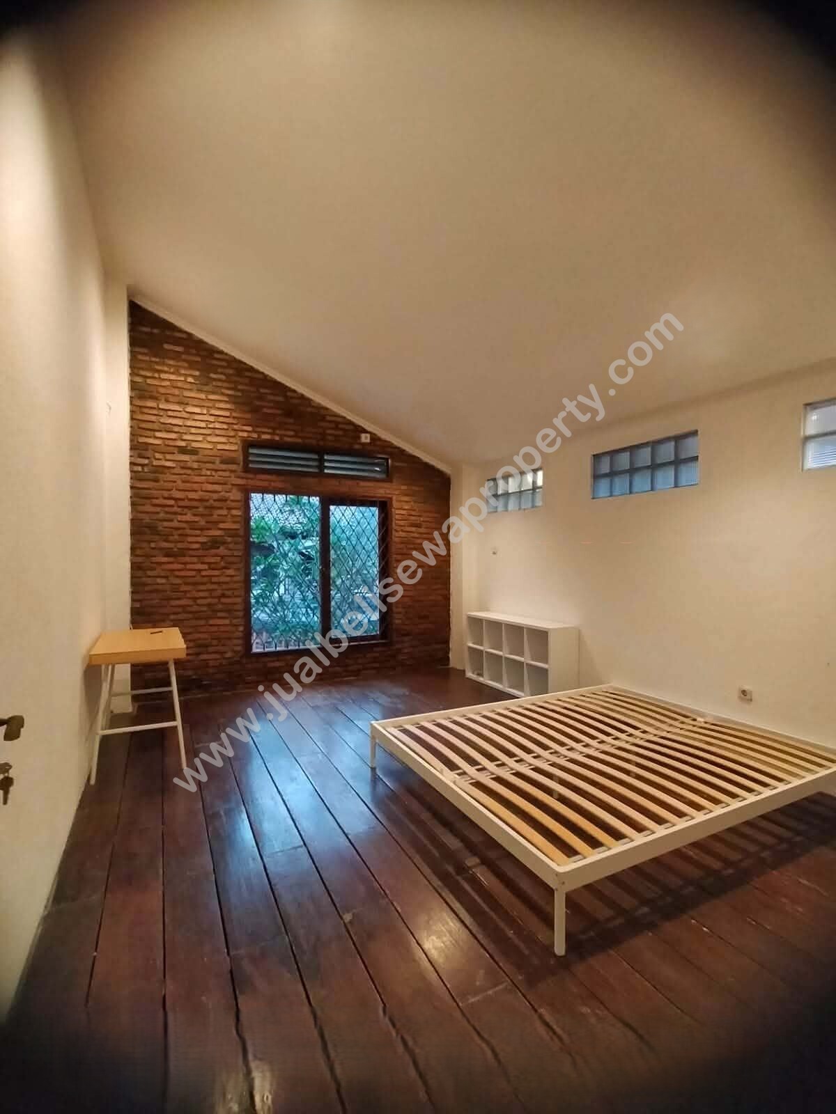 Dijual Rumah Daerah Pondok Labu Jakarta Selatan - Image 9